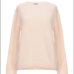 Brand new wool mohair sweater made in Italy